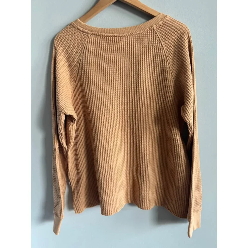 The North Face LARGE Chabot Crew Neck Waffle Knit Thermal Top Women's Tan Beige